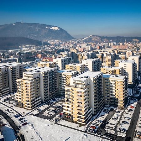 Carpatilor Apart Hotel Brasov Bagian luar foto
