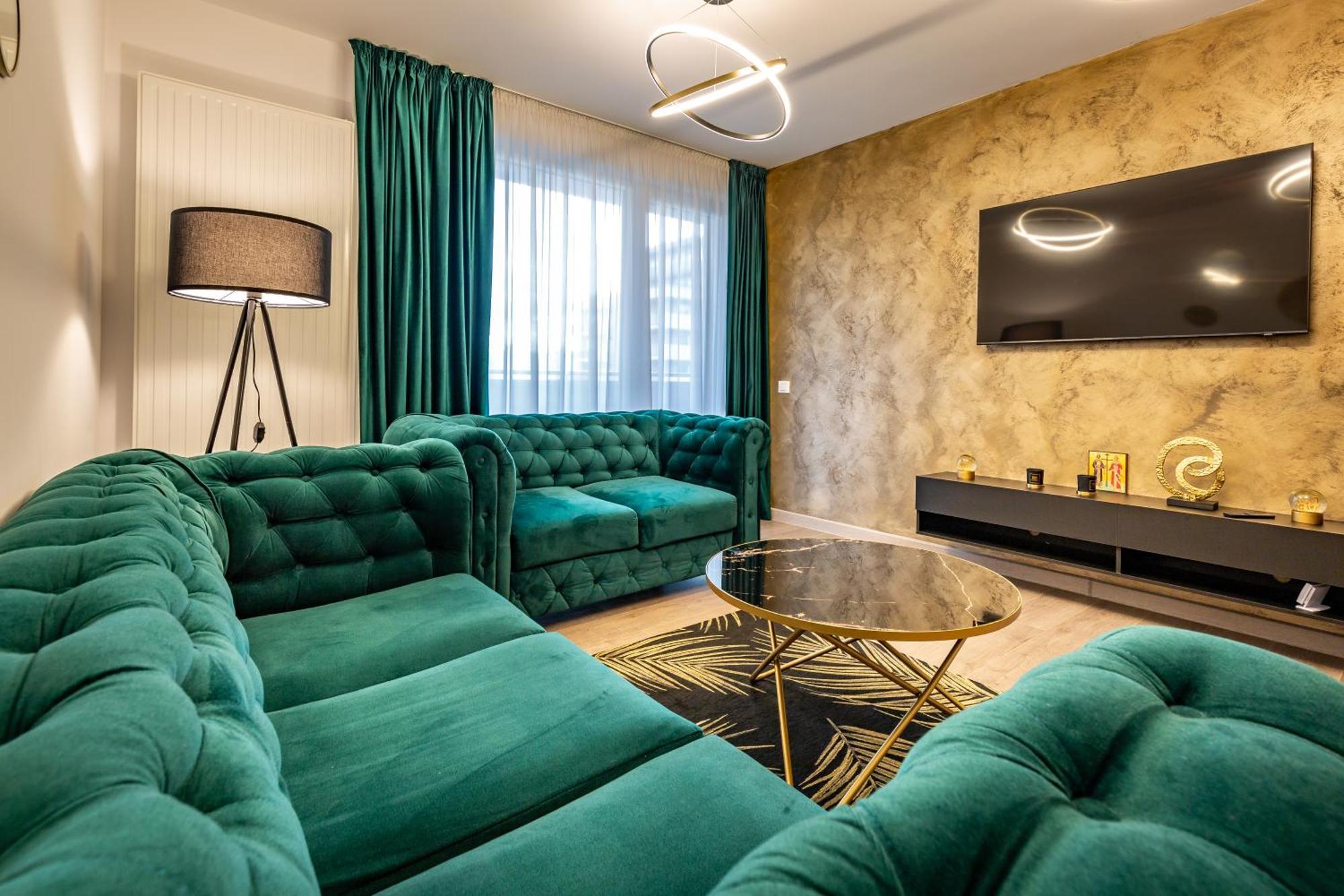 Carpatilor Apart Hotel Brasov Bagian luar foto